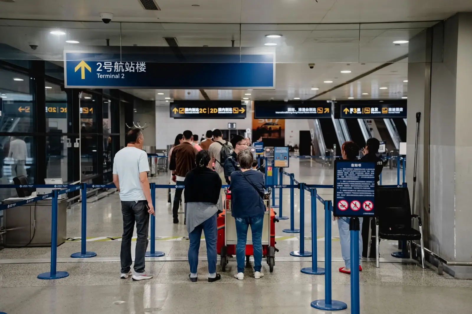 广州爱尚乐淘科技吸顶灯与筒灯产品参数对比分析